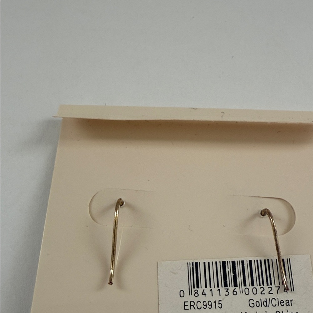 🥳 Amrita Singh Gold Tone Dangle Earrings - Picture 3 of 3